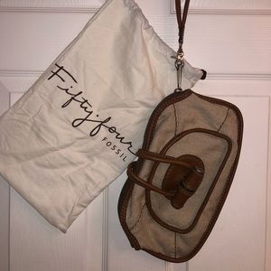 Fossil Clutch